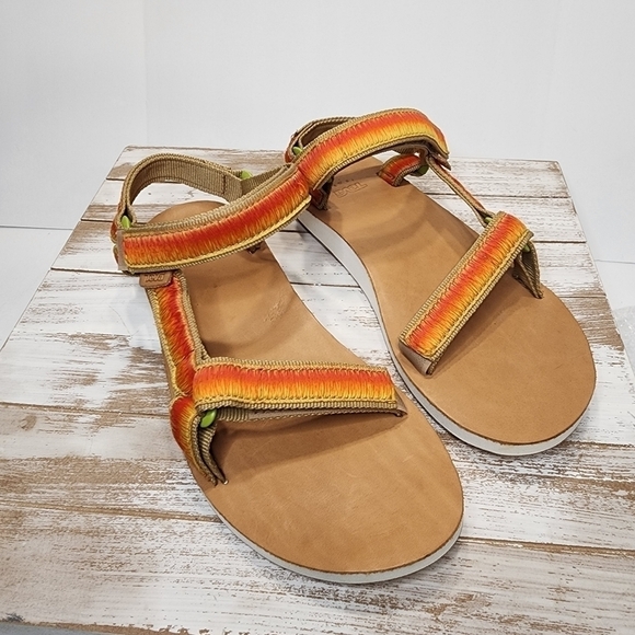 Women's sz 9 Teva Universal Ombre fire flame orange yellow activewear sandals - Picture 2 of 9